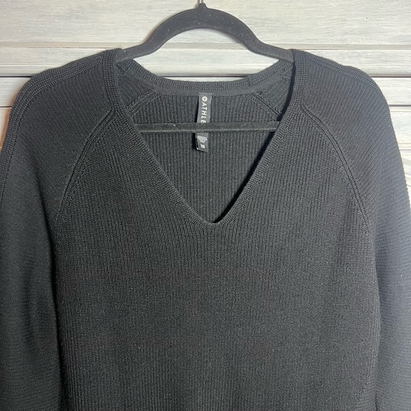 Athleta Black‎ Chunky Knit Oversized Hanover V-Neck Sweater Cozy Merino Wool - Picture 7 of 9